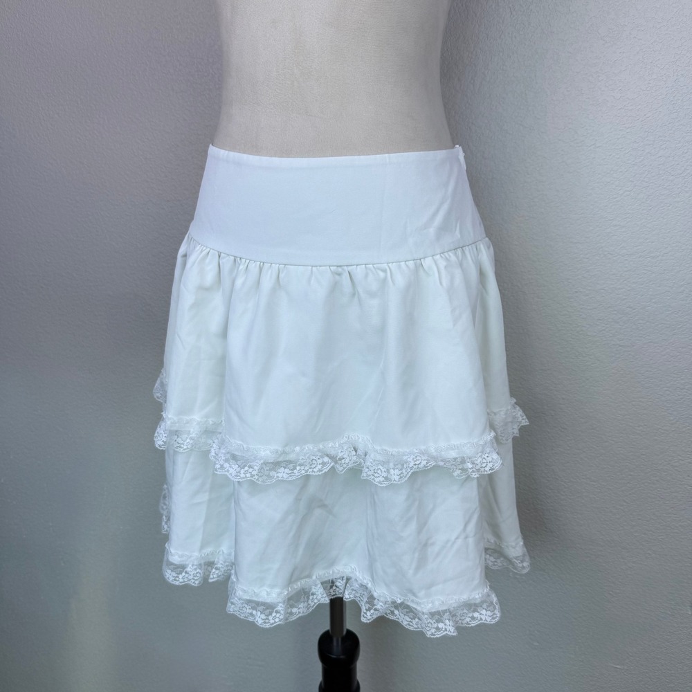 ROMWE Trendy White Ruffled Lace Tiered Mini‎ Skirt Women's Cute Boho Size LG